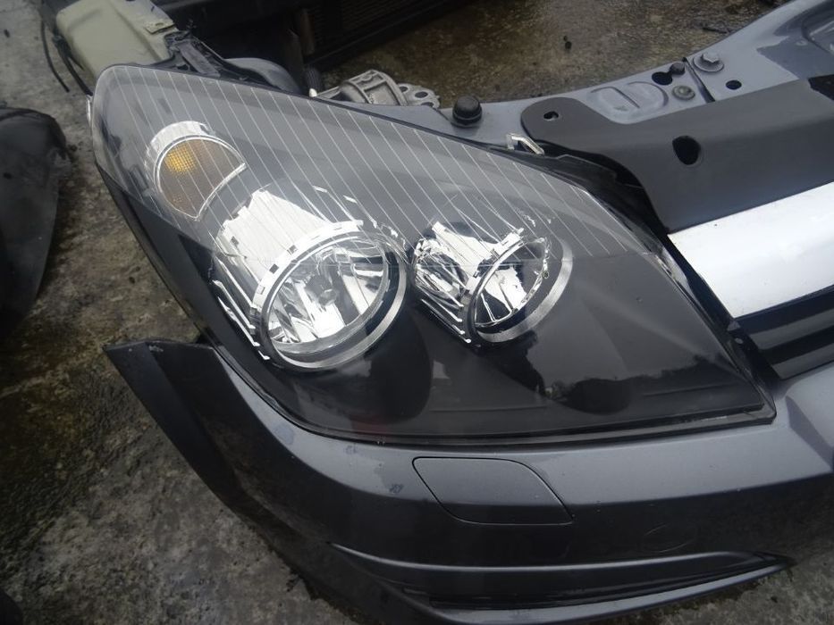 Vand Fata Completa Opel Astra H din 2006 volan pe stanga