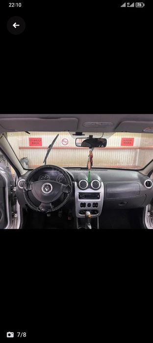 Продам машину Рено Сандеро