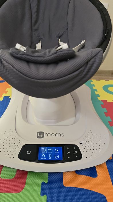 4moms mamaRoo 4 бебешка люлка шезлонг