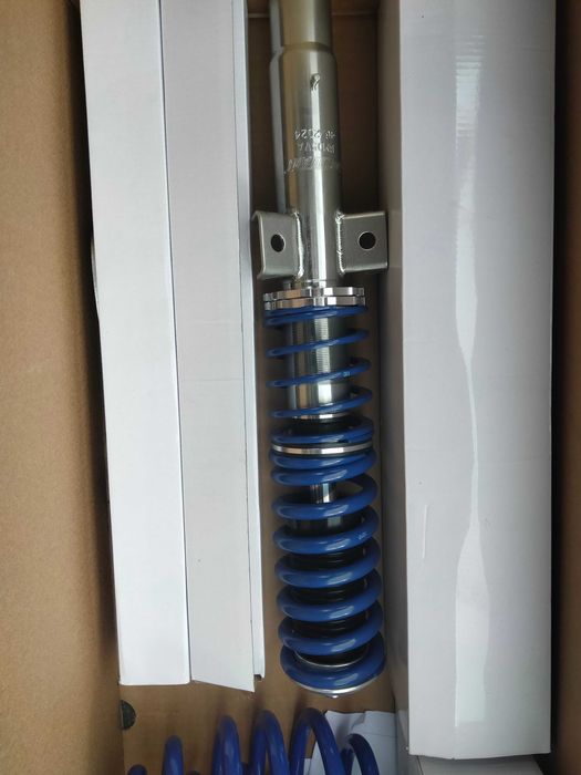 Vând suspensie reglabilă BMW e 46