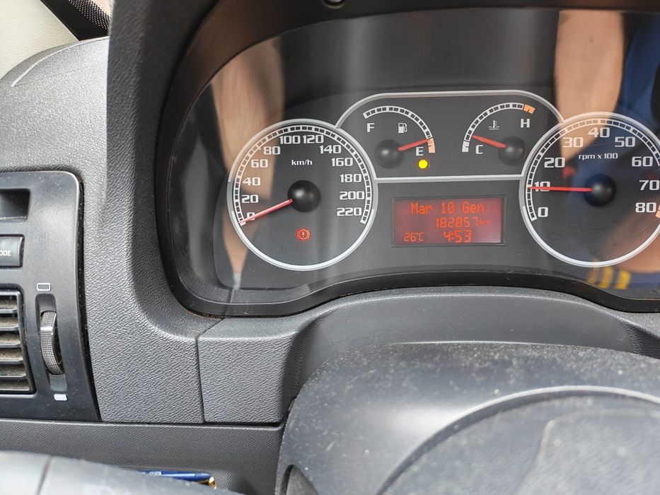 FIAT Albea 2009 — imagine 5