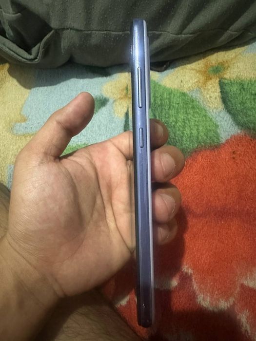 Galaxy A52 sotiladi kafolati bor