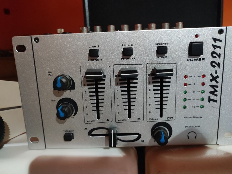 Monitoare  amplificate