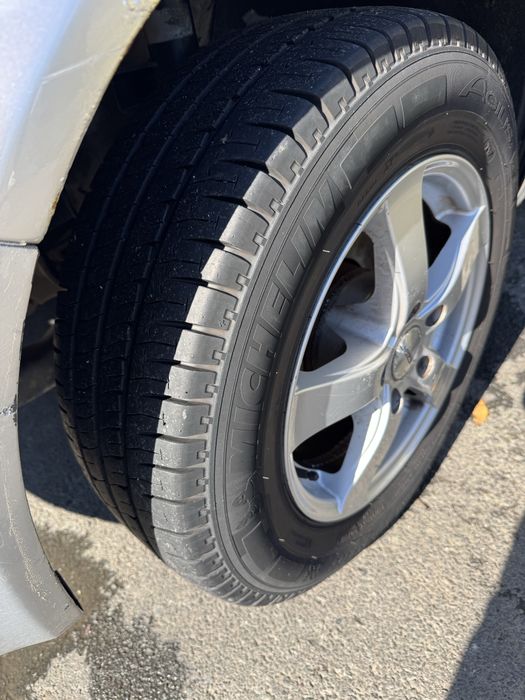 Wolkswagen transporter T5 1.9 TDI