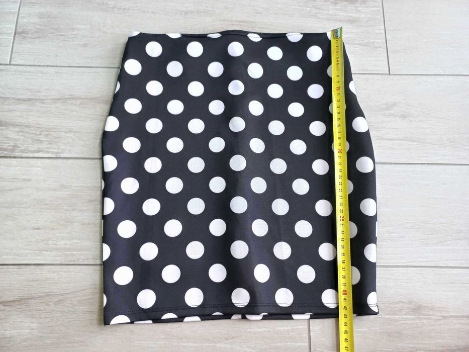 ЧИСТО НОВА Пола на точки, размер S