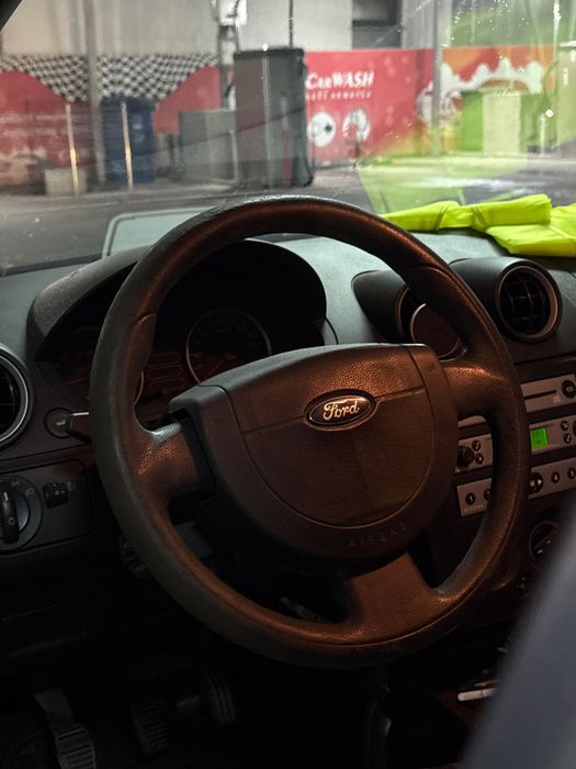 Ford Fiesta 1.3 benzină 2005