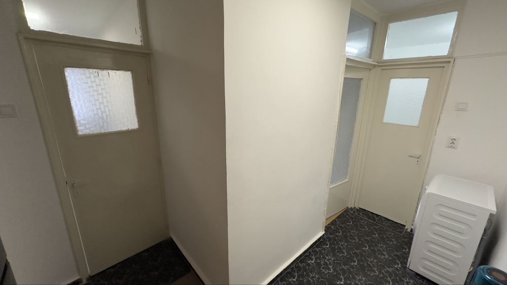 Inchiriez apartament cu 1 camera, zona garii, langa fosta Billa