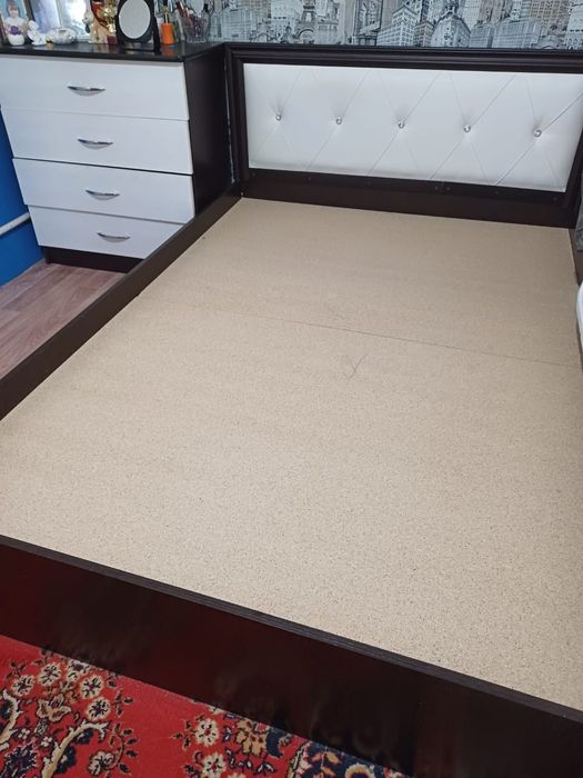 Продам кровать в отличном состоянии