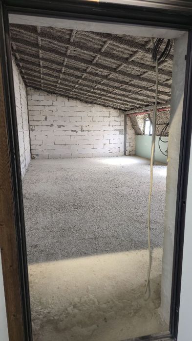 Чиланзар Ц квартал новостройка 79 кв.м мансарда 8 этаж