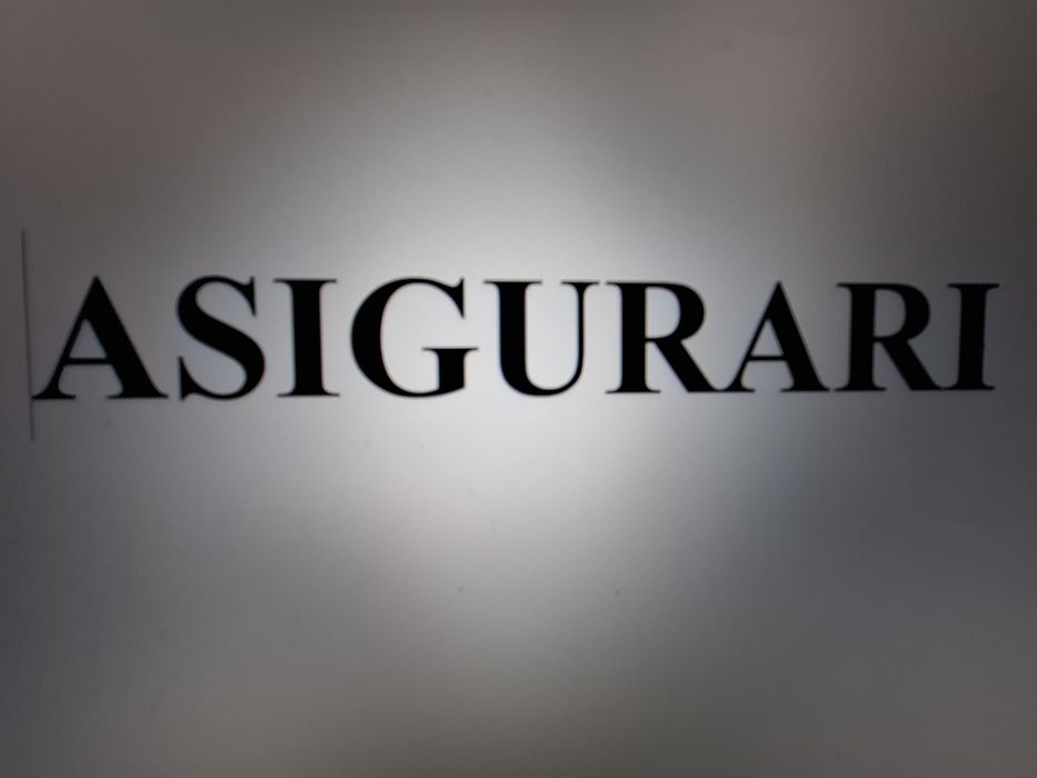 ASIGURARI la preț mic