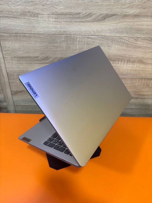 Продается Ноутбук Lenovo