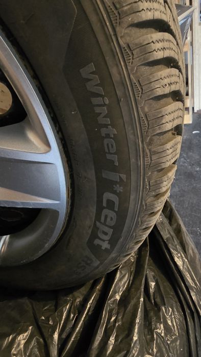 Hankook 205 55 16 iarna