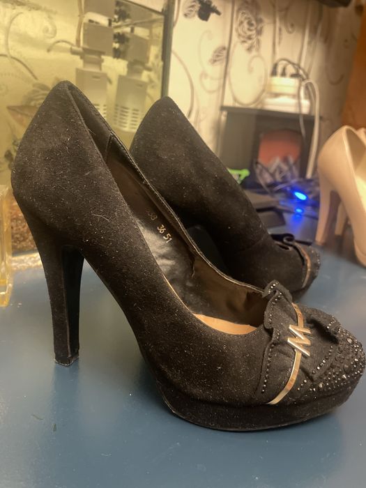 Продам туфли женские