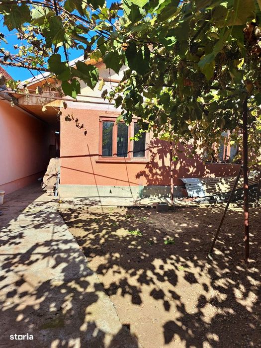 Casă Oncea zona str.I.Bogdan 2 cam construită  din BCA în 1991,ST433mp