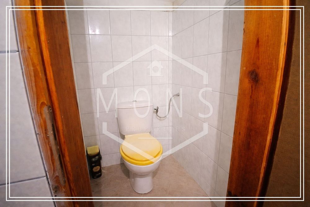 Къща в Габрово, област-гр.Севлиево площ 180 цена 1300