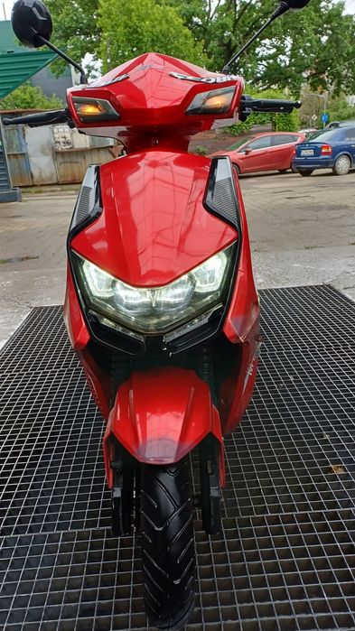 Scuter electric yadea rk 3