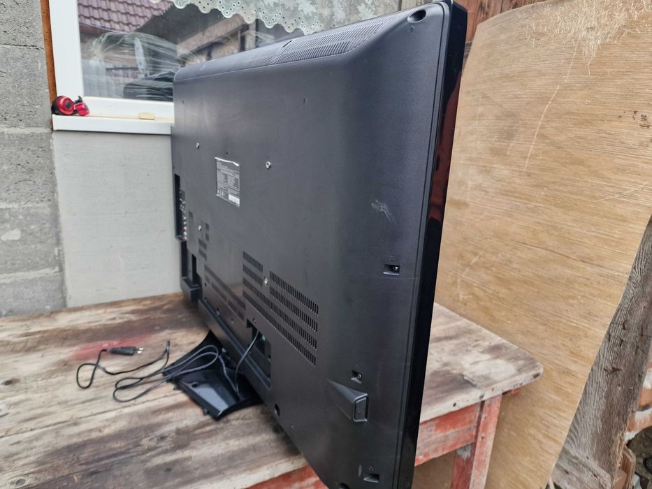 TV Toshiba 42XV635D, diagonala 106 cm