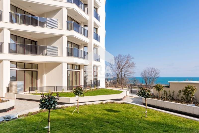 Продава се Тристаен апартамент в Варна, Чайка - 145 кв.м за 1573 €/кв.м - Снимка #1