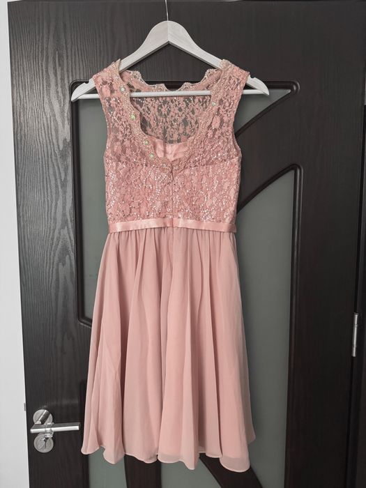 Официална рокля Laona