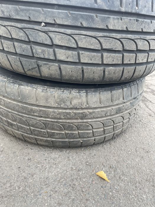 Продам летнию резину 215/55/17