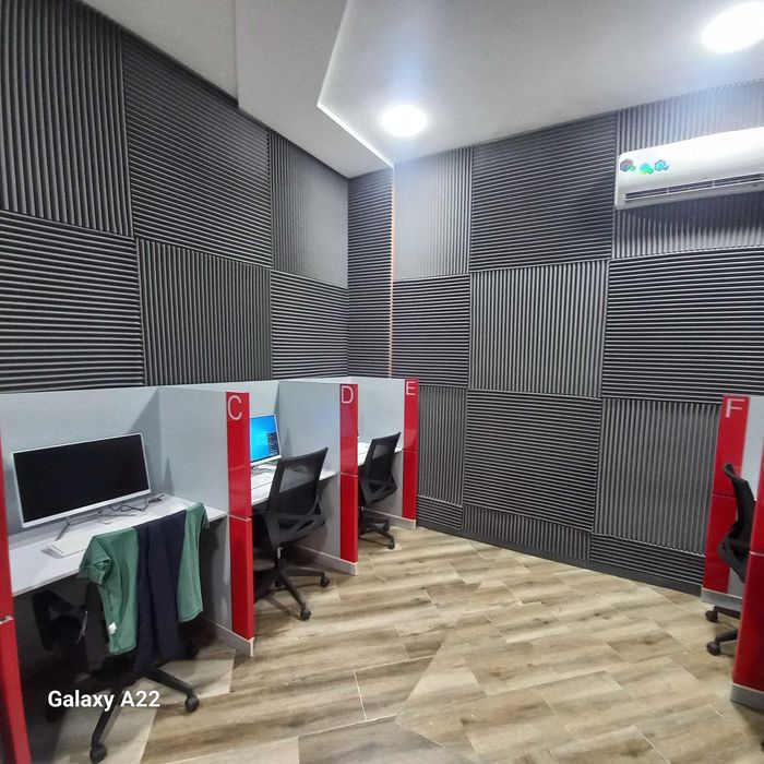 Акустик поролонларимиз, диффузорлар, акустик панелларимиз мавжуд,