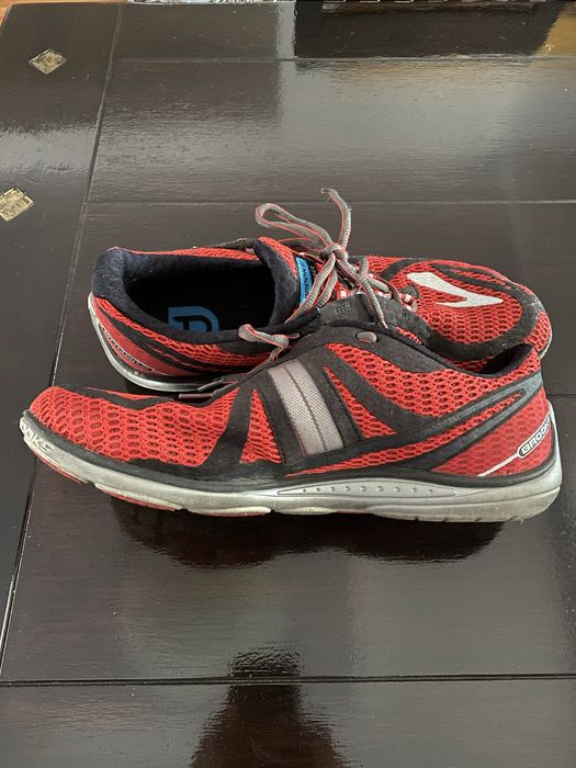 Brooks sneakers ( brantul 28,5 cm )
