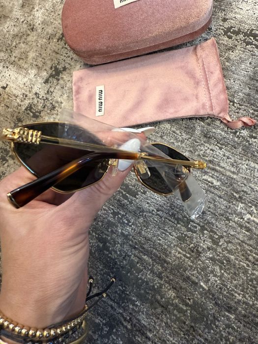 Слънчеви очила miu miu оригинални