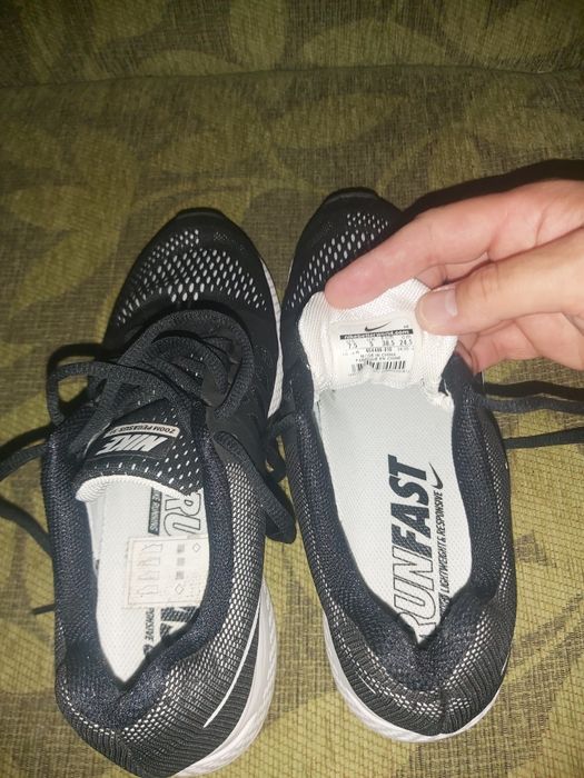 Дамски маратонки Nike и Adidas ultra boost и обувки за футзал Adidas