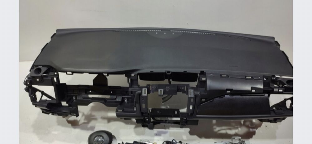 Plansa bord nissan leaf 2