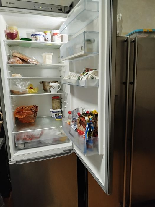 Продам холодильники и морозильник