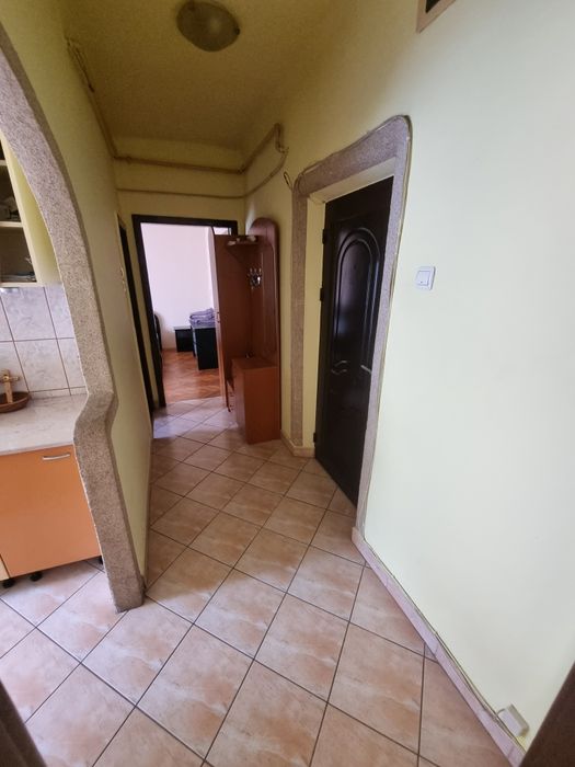Inchirieriez apartament 2 camere Zona Rivulus Central