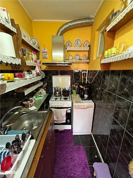 Casa spatioasa de vanzare in Satu Mare | Zona Aurel Vlaicu | Curte Com