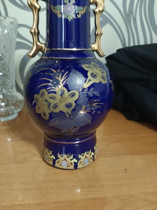 Продаю китайские вазы