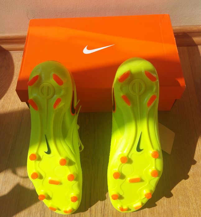 Ghete fotbal Nike Tempo Legend 10 pro FG