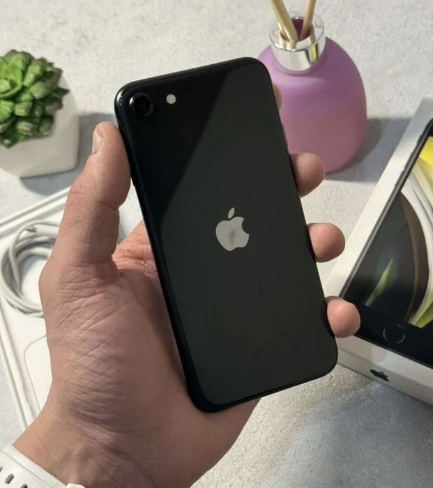 Iphone SE 2020 80%акб