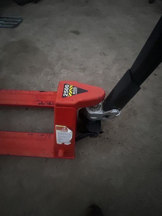 Liză. Manuală.  De vanzare