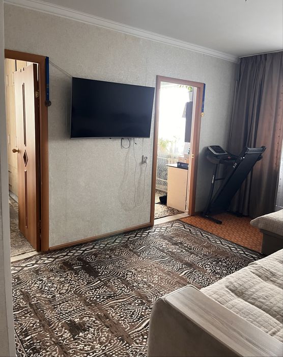 Продам трех комнатеую квартиру