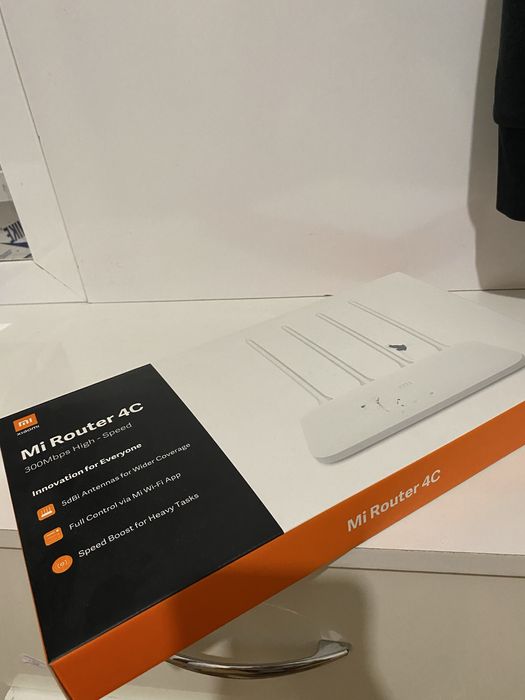 Продам Mi Router 4C