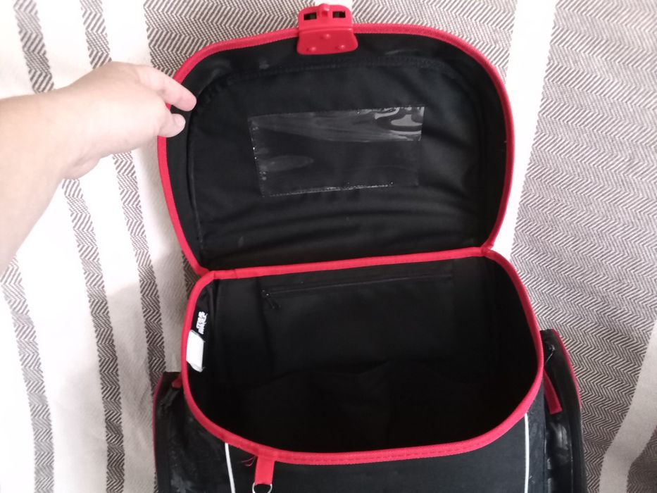 Ghiozdan Scooli cu Star Wars, ergonomic. Pret 70 lei