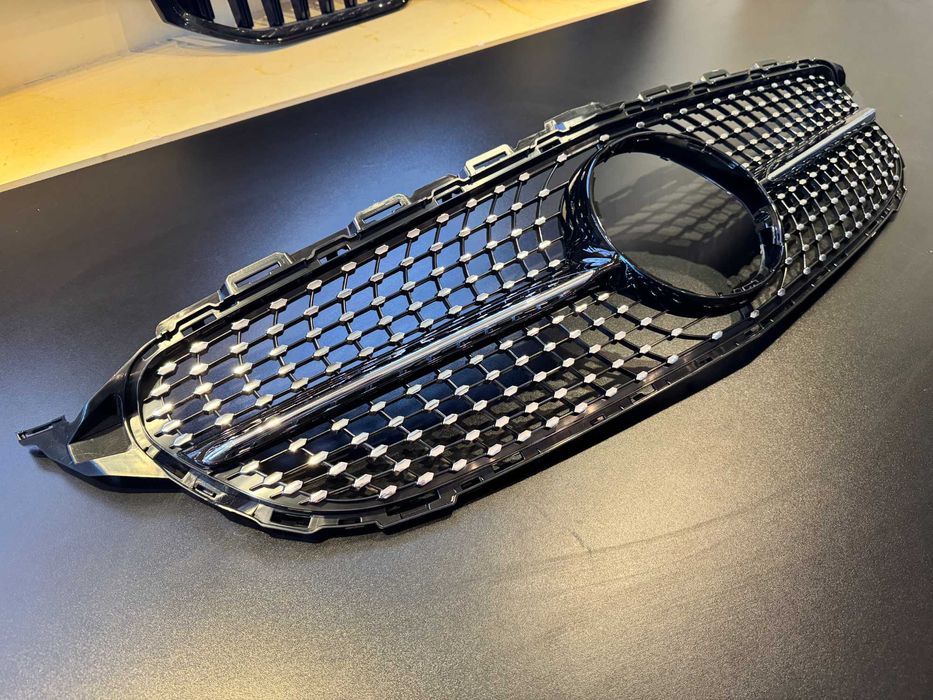 Grila Centrala Diamond Mercedes C-Class W205 2015-2018