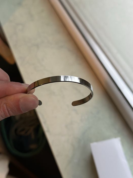 Мъжки Гривни Различни Модели