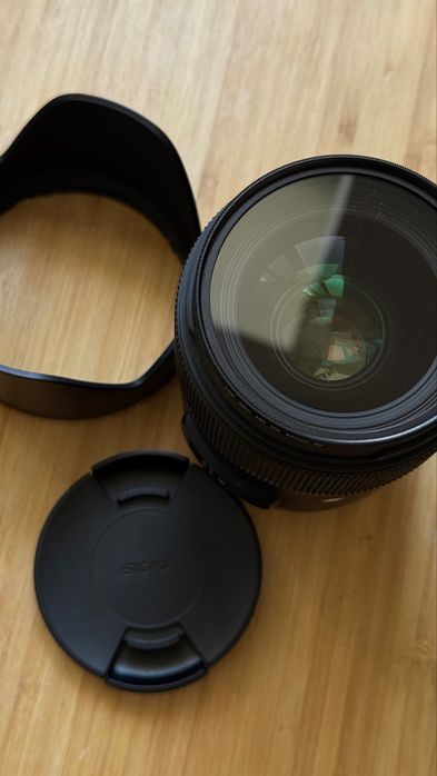 Объектив Sigma 35 art 1.4d