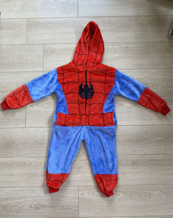 Кегуруми человек паук