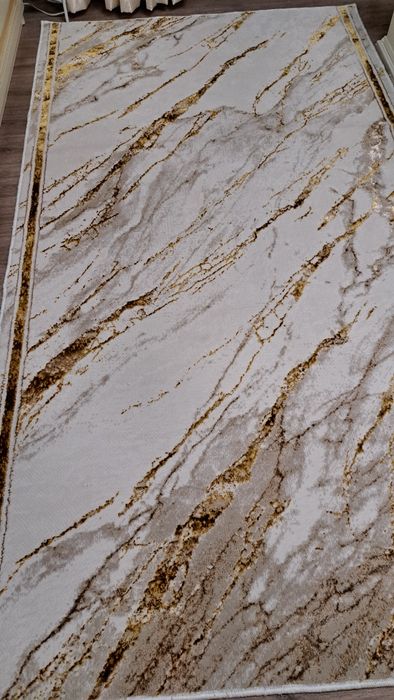 Новый ковёр, размером 140 на 250