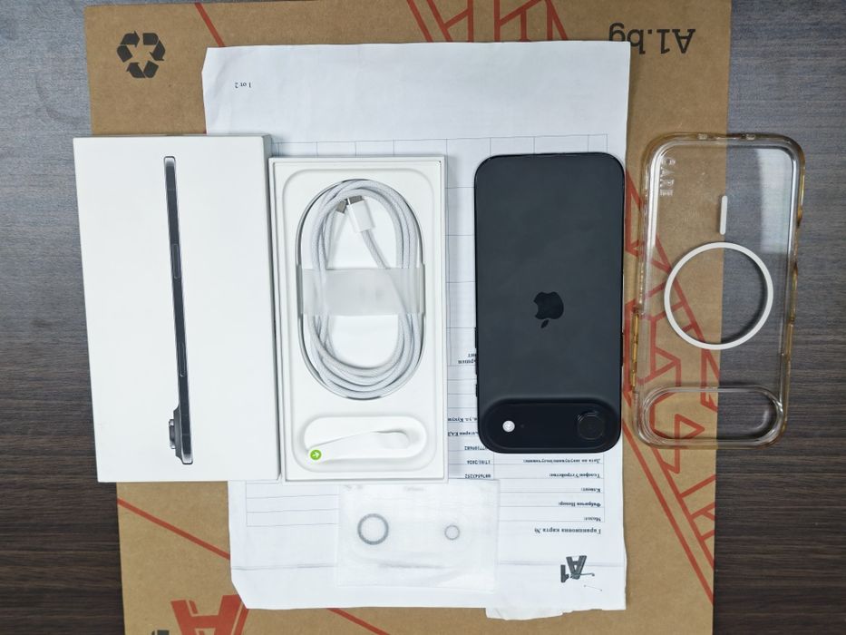 КАТО НОВ 256GB iPhone 17 Air 5G Гаранция А1 2028г. Space Black | Черен