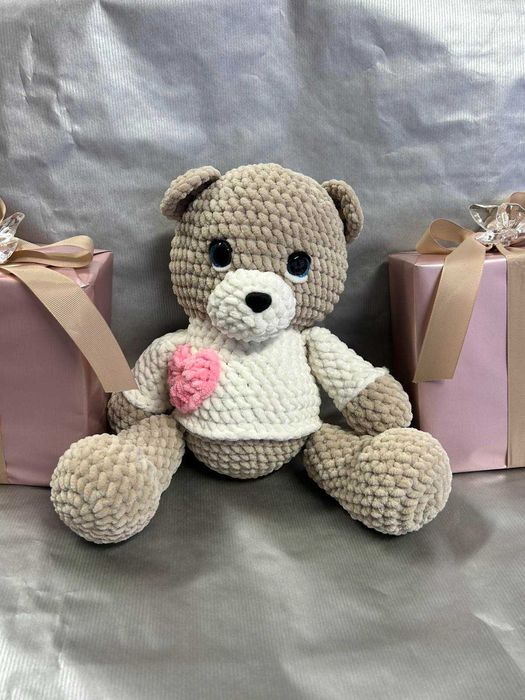 Плетени играчки мече и зайчета