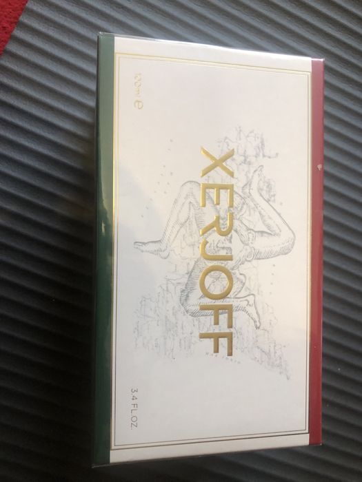 Xerjoff Naxos, Apa de parfum unisex, in cutie original