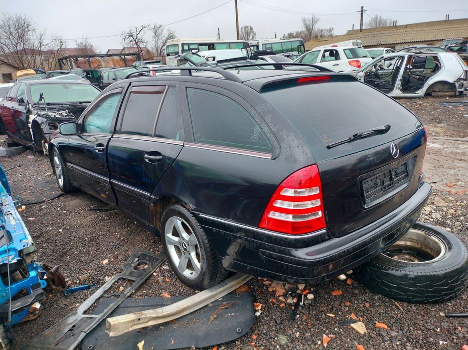 Dezmembrari  Mercedes-Benz C-CLASS (W203)  2000  > 2007 C 180 Kompres