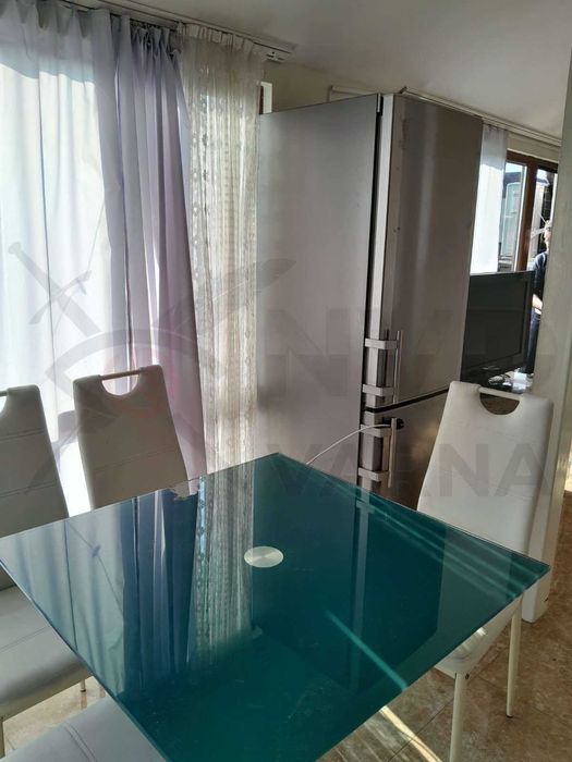 Дава се под наем Четиристаен апартамент в Варна, Център - 90 кв.м за 800 € - Снимка #2