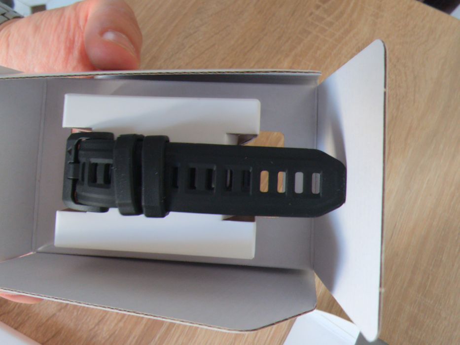 Garmin Instinct 3 AMOLED 45 mm – GPS Smartwatch